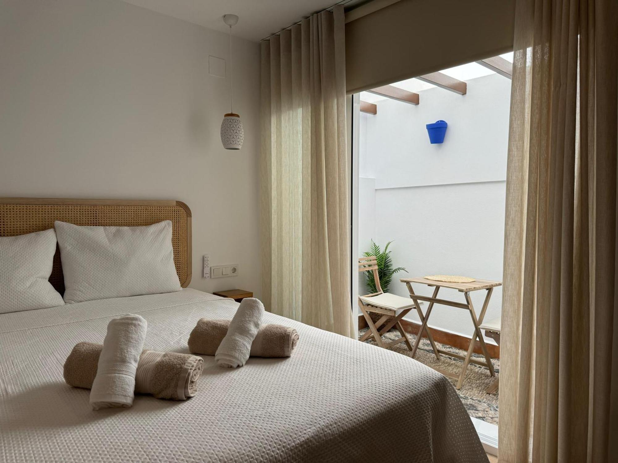 Balcon De Los Patios Con Parking 코르도바 외부 사진